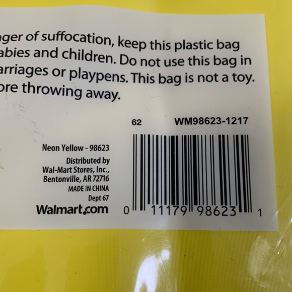 Value 2 Pack Way To Celebrate Plastic Round Table Covers Neon Yellow 84 inch New - Picture 9 of 9